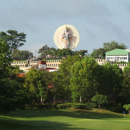 Eagleton - The Golf Resort Bidadi 외부 사진