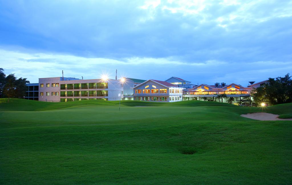 Eagleton - The Golf Resort Bidadi 외부 사진