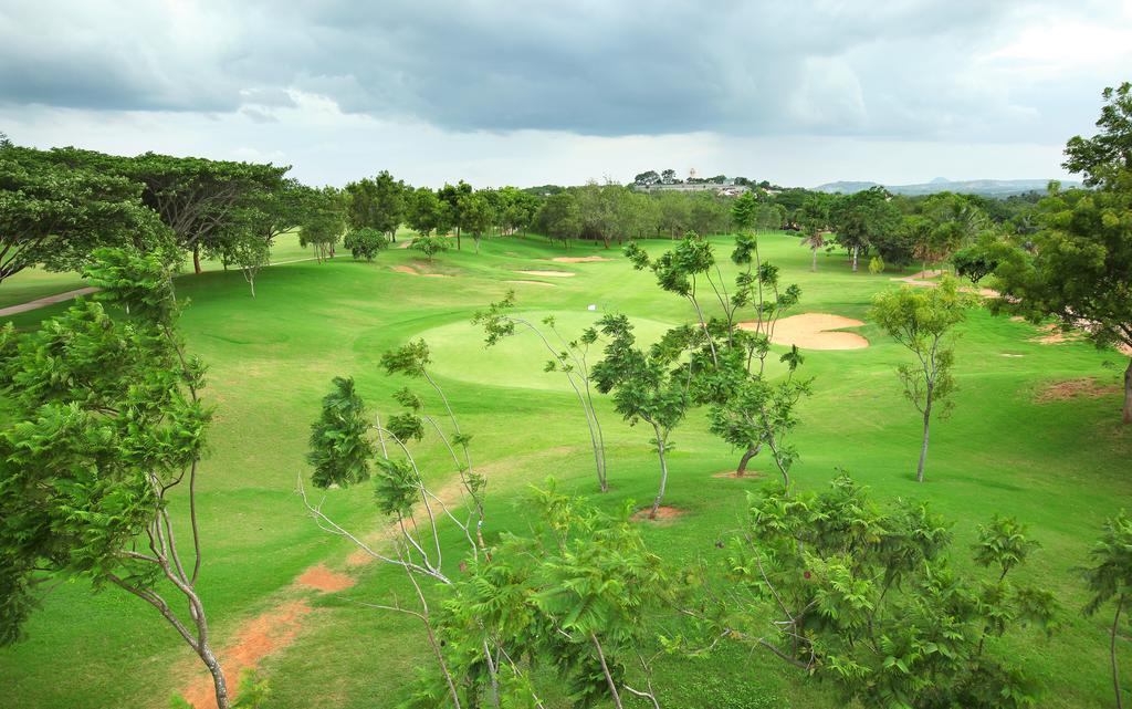 Eagleton - The Golf Resort Bidadi 외부 사진
